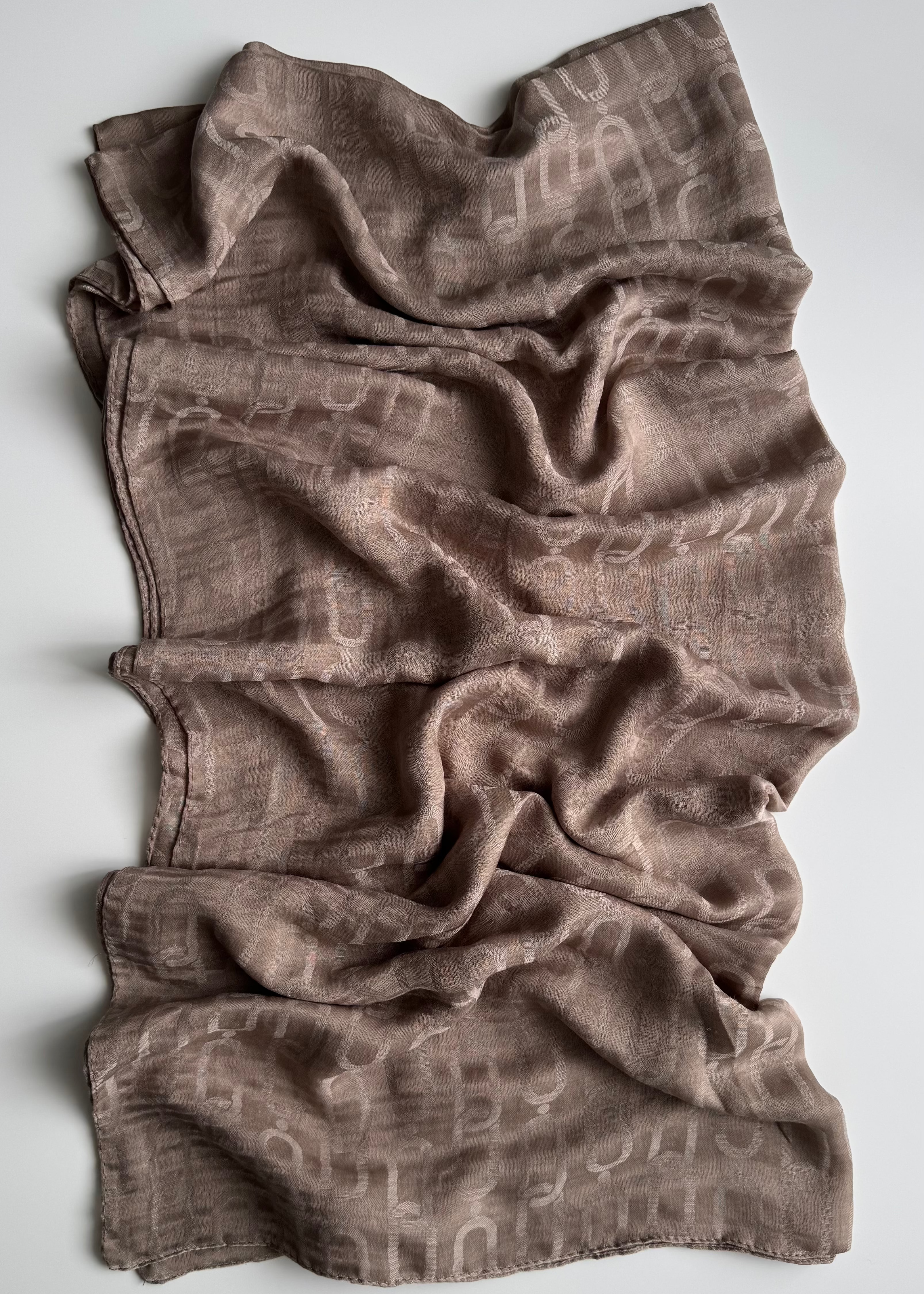 CHAIN Ayrobin Jacquard Hijab