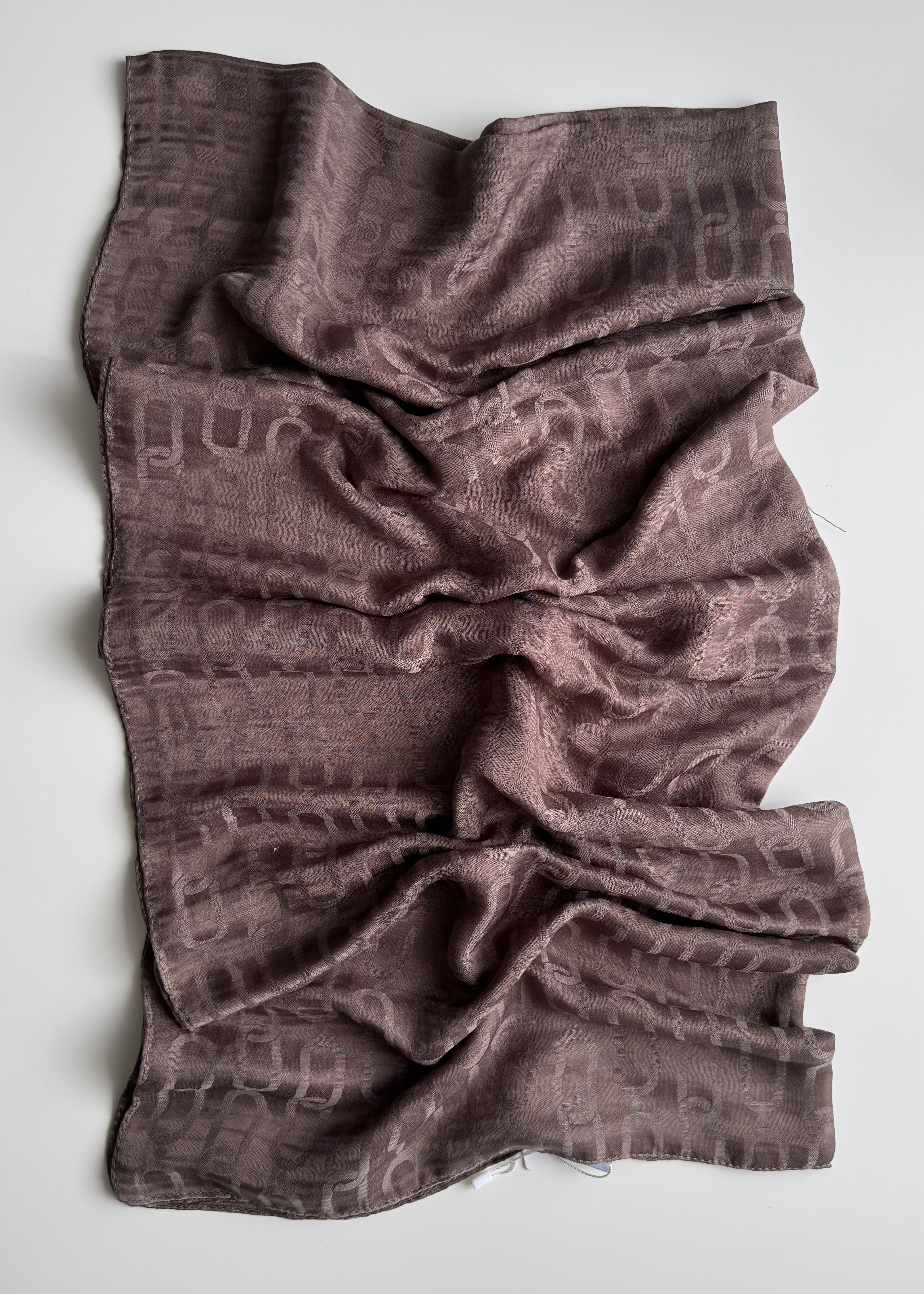 CHAIN Ayrobin Jacquard Hijab