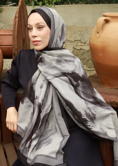 Punch Lina Hijab